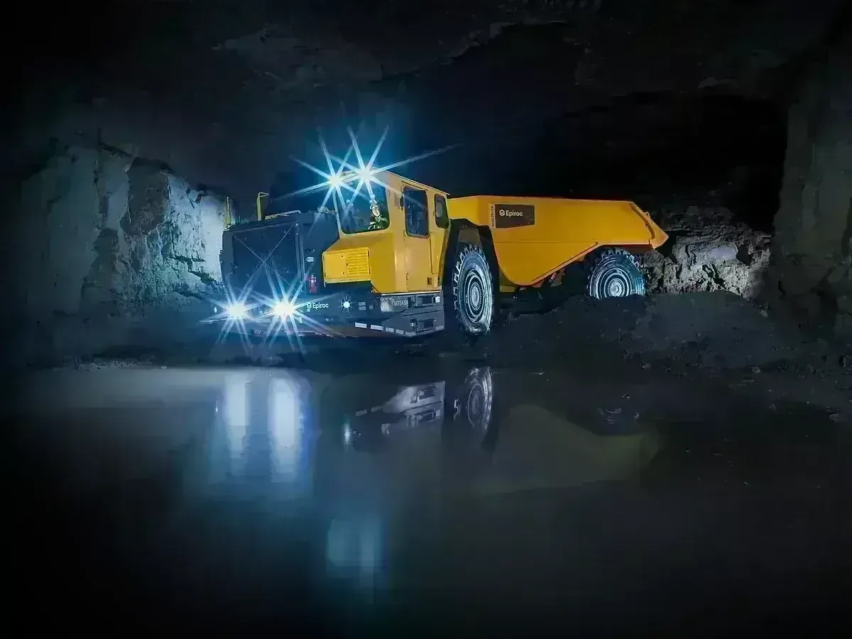 Подземные самосвалы Epiroc Minetruck