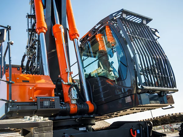 Hitachi ZX400MC-7